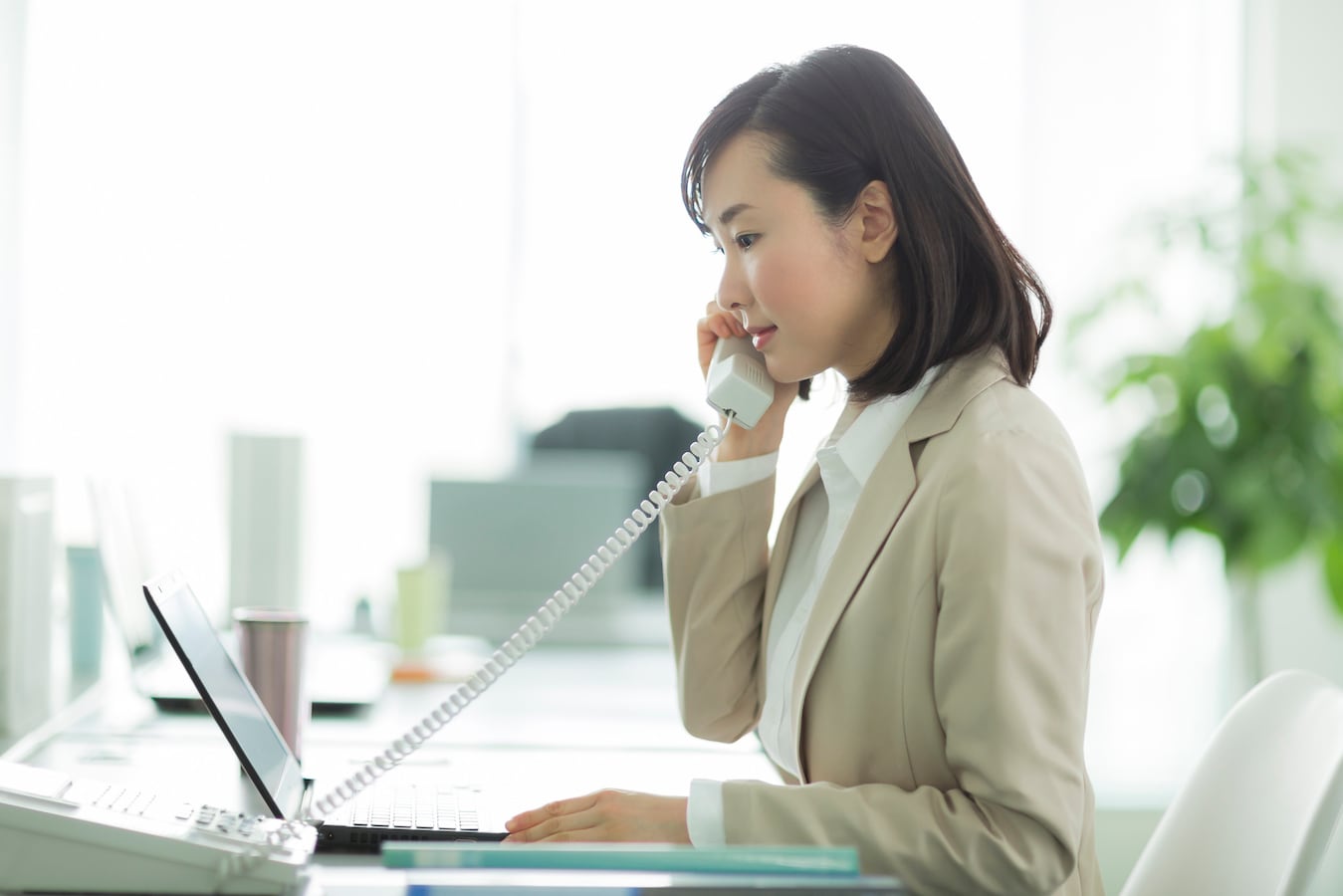 電話で個人情報の聞き出しをされたら？不審電話への対応