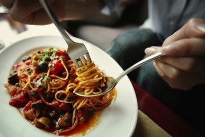 太る食生活とは？1日の食事NG例と太らない食生活のコツ