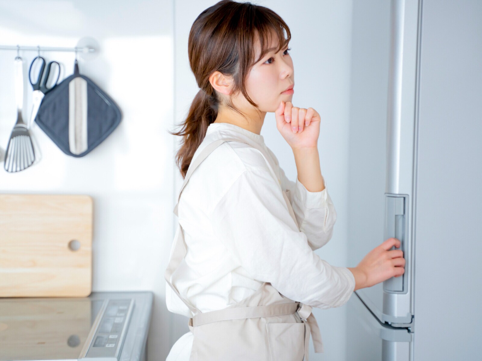 Q.「冷蔵庫」の寿命は何年ですか？ “寿命を延ばすコツ”も専門家が解説！