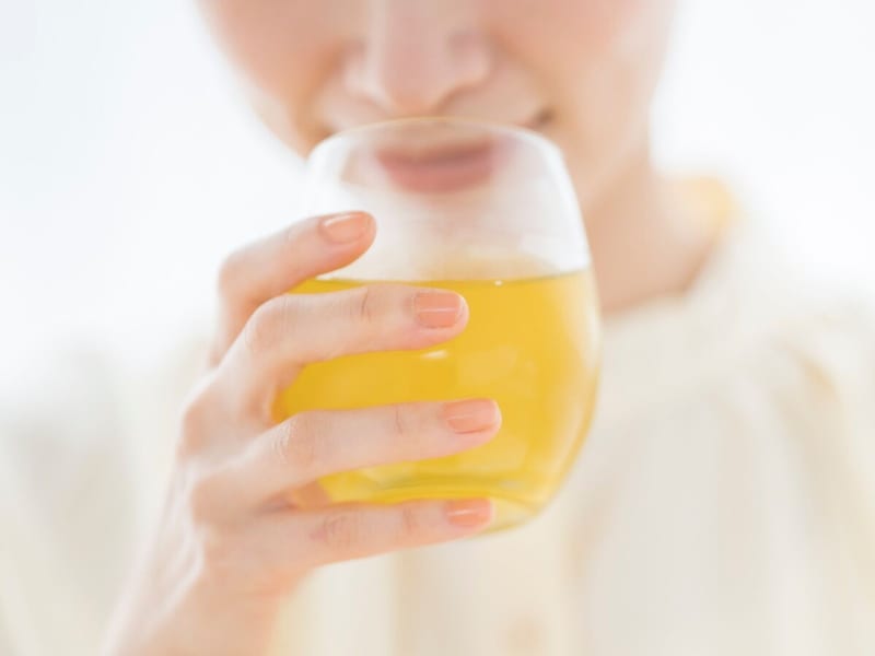 Q. カフェインを含まないお茶なら、薬を飲んでもいいですか？